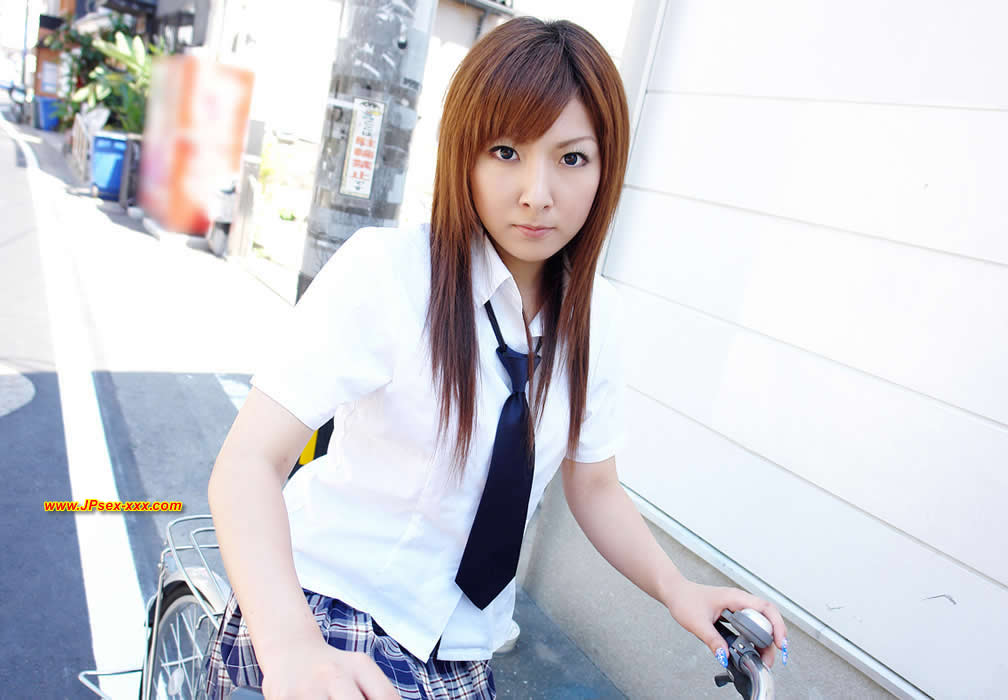 Foto gambar cewek Jepang lagi masturbasi horni berat orgasme nikmat lengkap tanpa sensor terbaru 2013.